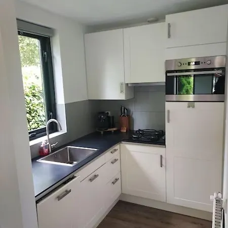 Heerlijk Huys, Vakantievilla Met Prive Tuin Feriehus