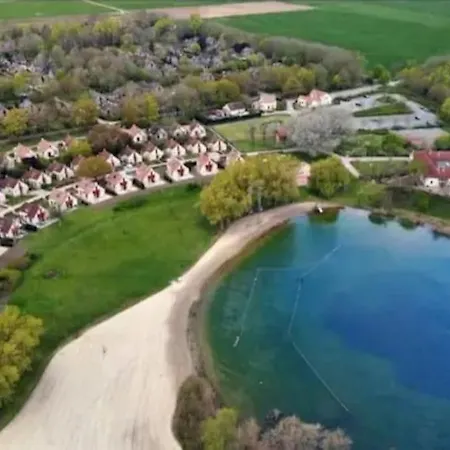 펜션 Heerlijk Huys, Vakantievilla Met Prive Tuin