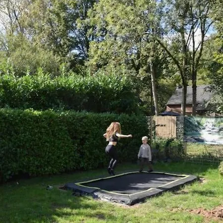 Heerlijk Huys, Vakantievilla Met Prive Tuin 別荘 *