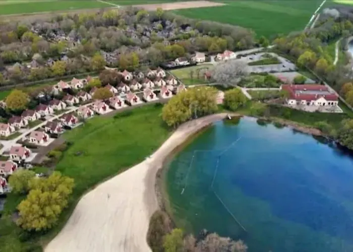 بيت للعطل Heerlijk Huys, Vakantievilla Met Prive Tuin