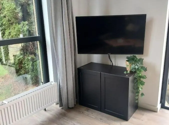 Heerlijk Huys, Vakantievilla Met Prive Tuin Ewijk