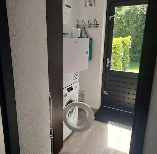 Heerlijk Huys, Vakantievilla Met Prive Tuin بيت للعطل