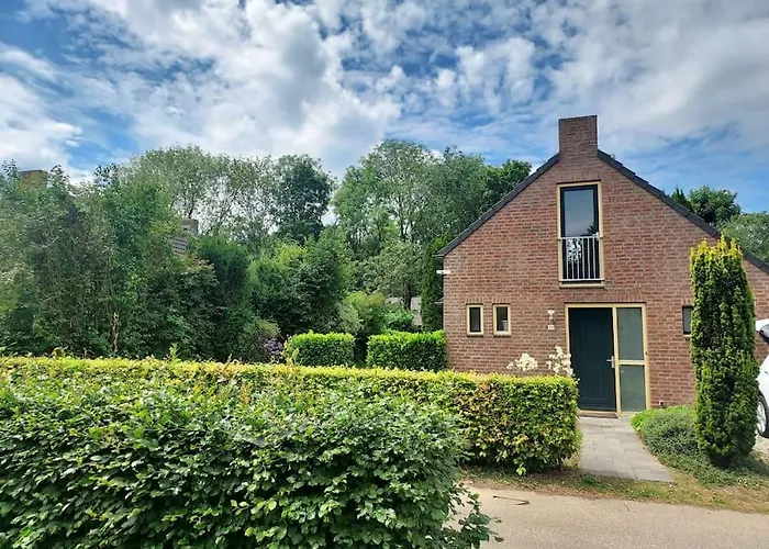 بيت للعطل Heerlijk Huys, Vakantievilla Met Prive Tuin *
