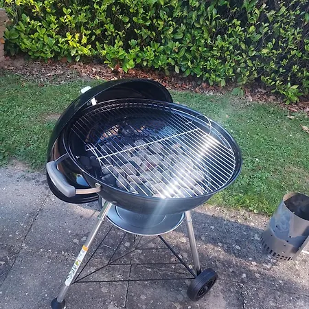 Holiday home Heerlijk Huys, Vakantievilla Met Prive Tuin *