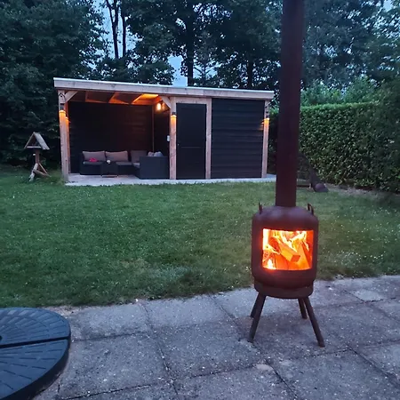 Heerlijk Huys, Vakantievilla Met Prive Tuin *